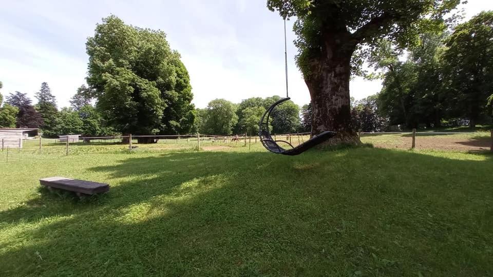 Les Gites De Recoleine Nébouzat Buitenkant foto
